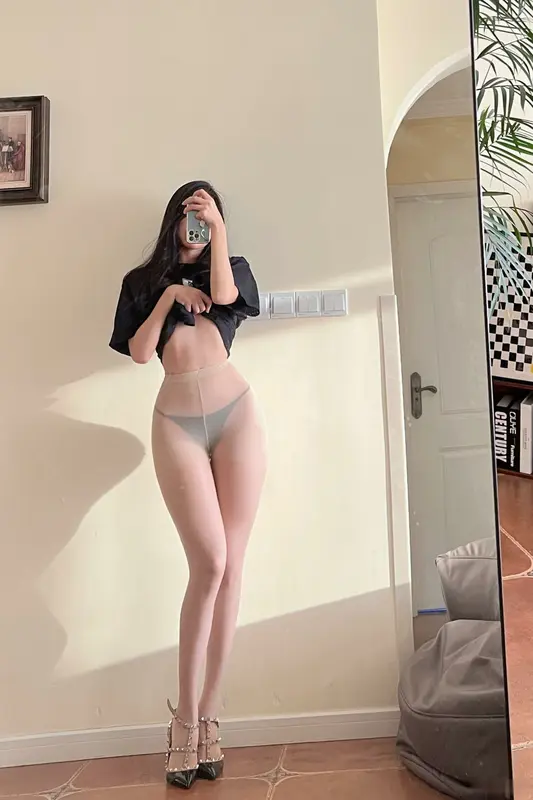 微密圈系列 肉丝脚丫 - 纪念小小v5